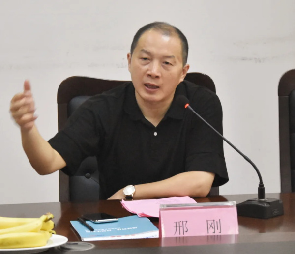 賽摩智能交流會現(xiàn)場科技聯(lián)絡(luò)員發(fā)言 賽摩智能交流會現(xiàn)場科技聯(lián)絡(luò)員發(fā)言